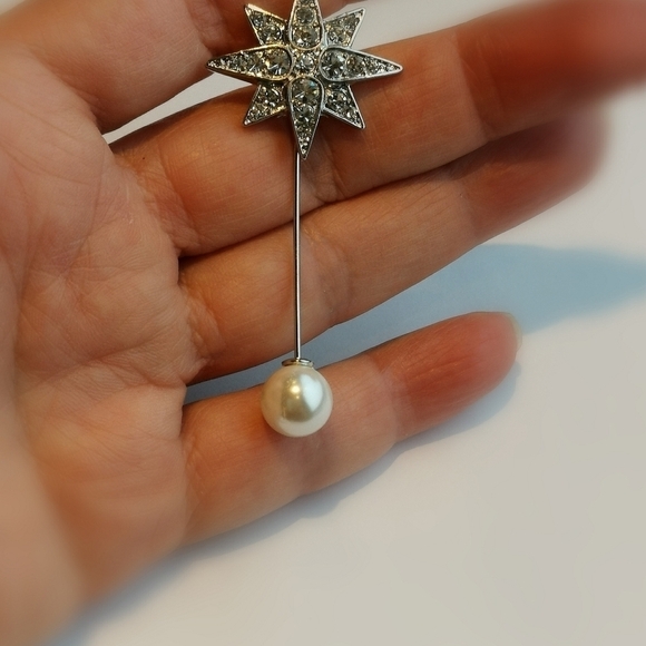 CRYSTAL Star and pearl stick pin - Picture 3 of 4